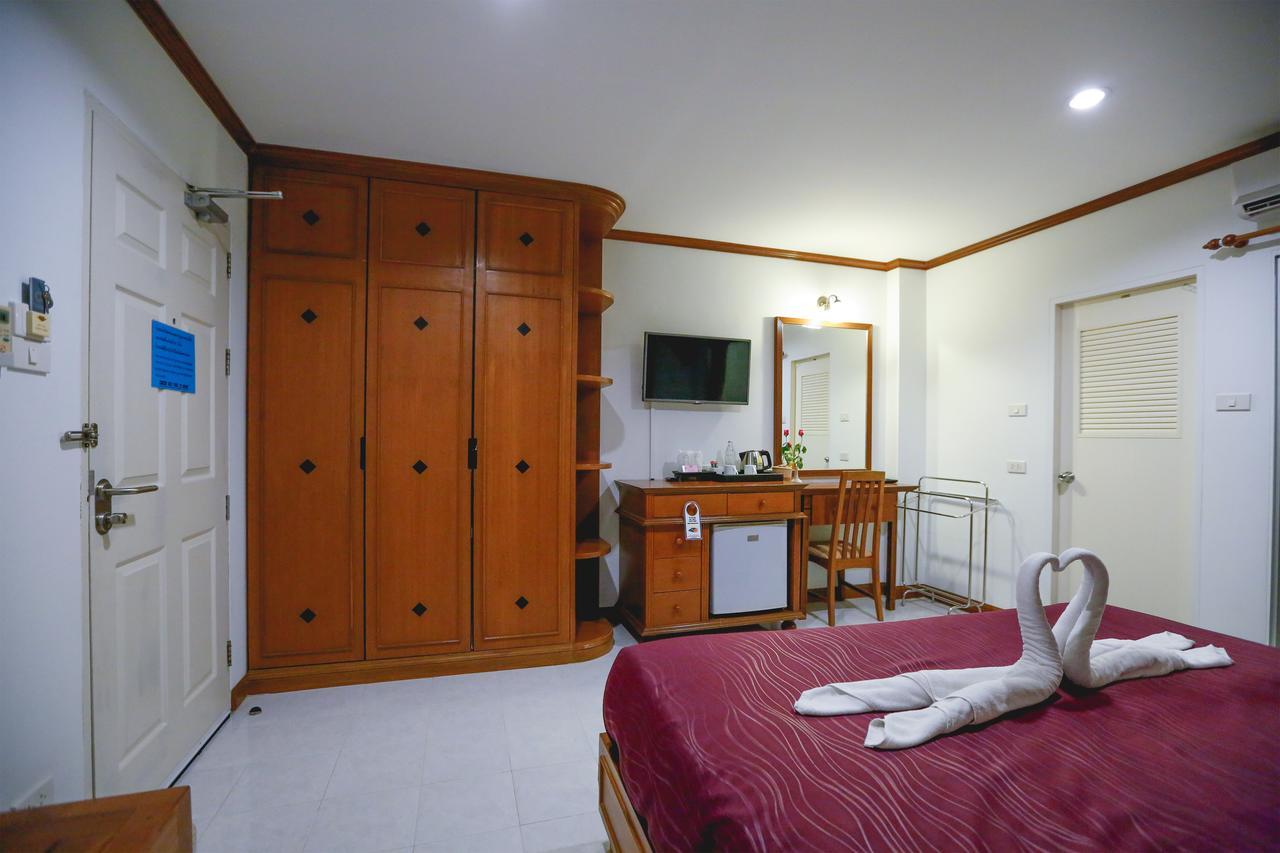 Hua Hin White Villa Hotel - Sha Certified Eksteriør billede